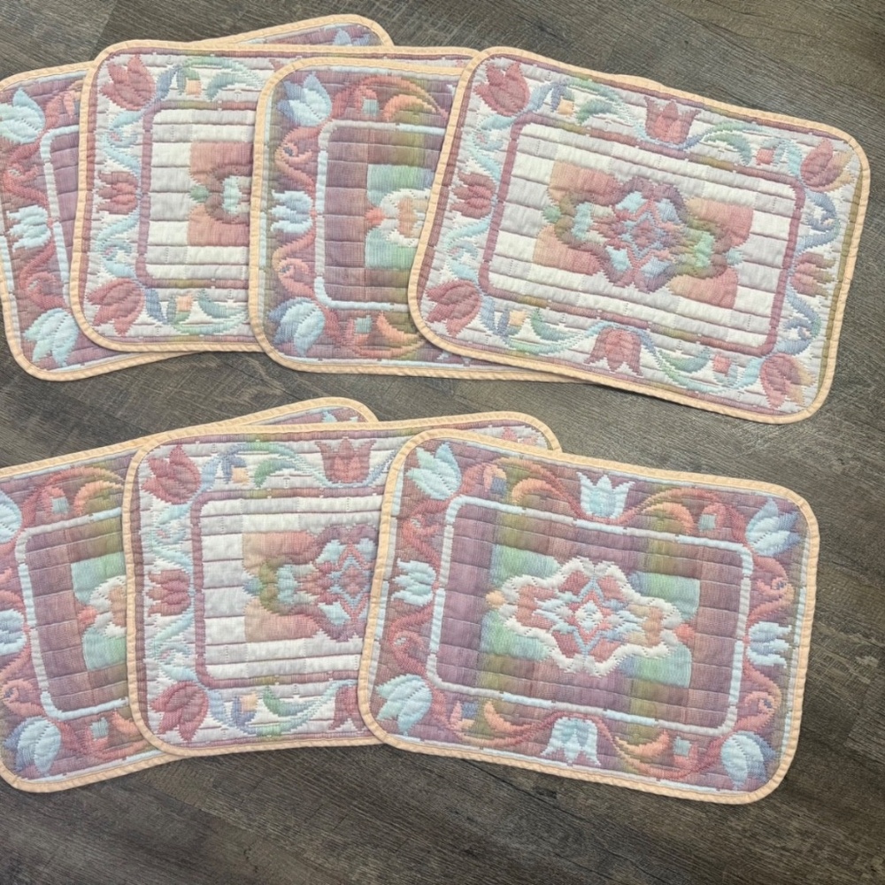 Set of 7 Vintage mid century Floral pastel colored place Mats 60s-70s RARE